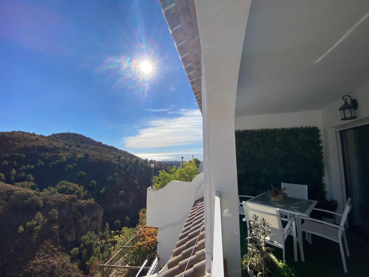 Mirador De La Axarquia Apartment Frigiliana Exterior photo